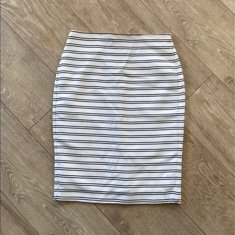 Banana Republic Pencil Skirt